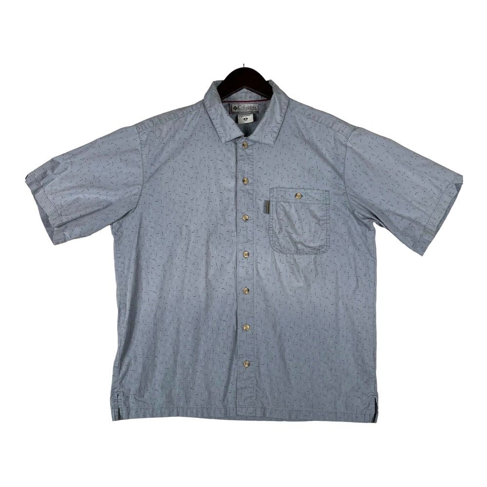 Columbia Shirt Mens Medium Light Blue Short Sleeve Button Up Camping Fishing